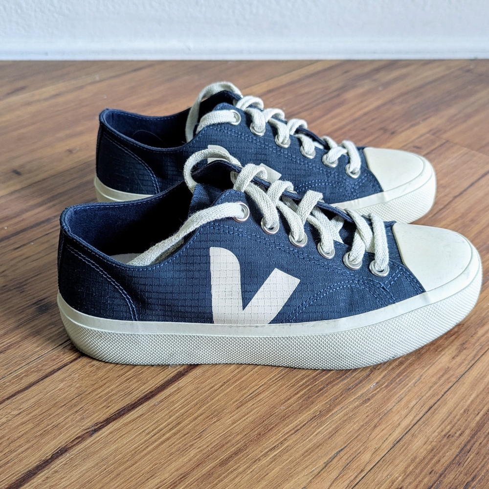 Veja WATA II Low Canvas Sneakers, Navy Blue, Size 6